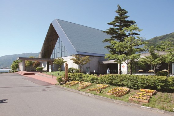 SUWAガラスの里の物味湯産手形のメイン写真